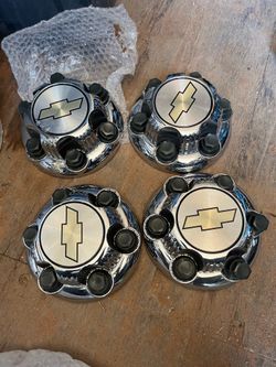 Chevy rim center caps