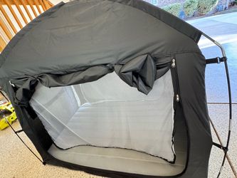 Black Bed Tent with Mesh Windows a