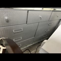 Grey dresser with LED mirror 