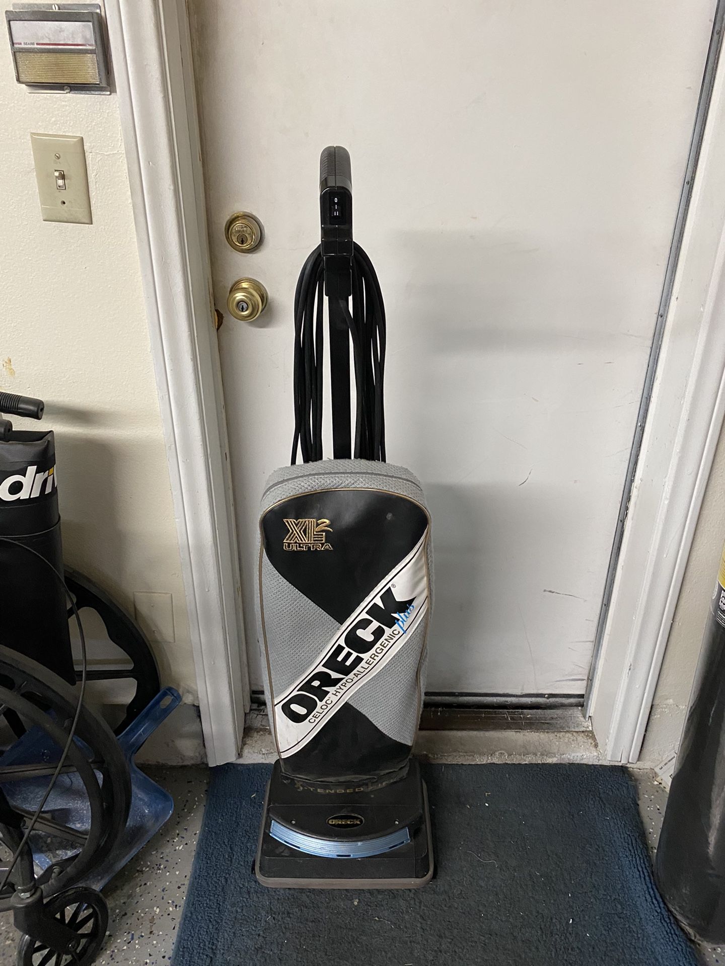 Oreck XL2 Ultra Bagged Upright Vacuum