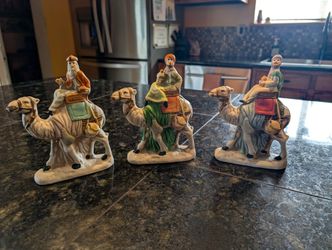 Christmas Round the World Wiseman Figurines
