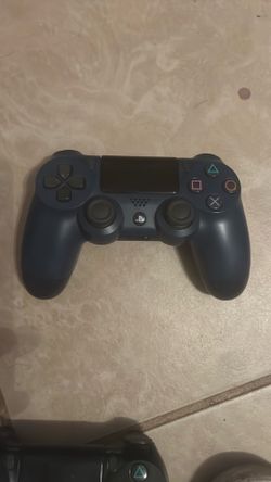 PS4 controller