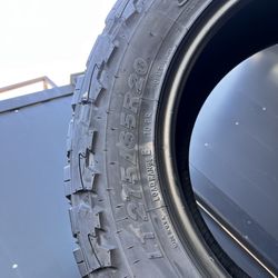 Used Tires   275/65/20 Toyo  