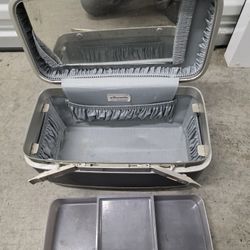 Vintage Samsonite Make Up ,jewelery Case