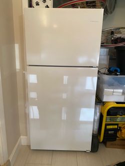 Amana 18 cu. ft. Freezer Refrigerator