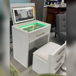 white solid wood Bedside Vanity Set w/ Stool 32"W X 20"D X 33.5"H