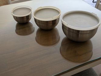 Cuisinart Stainless Steel Mixing Bowls wth Lids