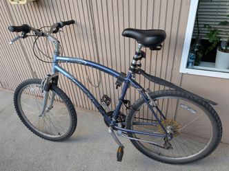 Bicycle (Diamondback) 26-in Wheels.