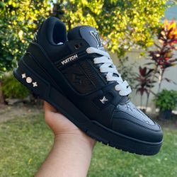 LV Trainer Black Shoes 