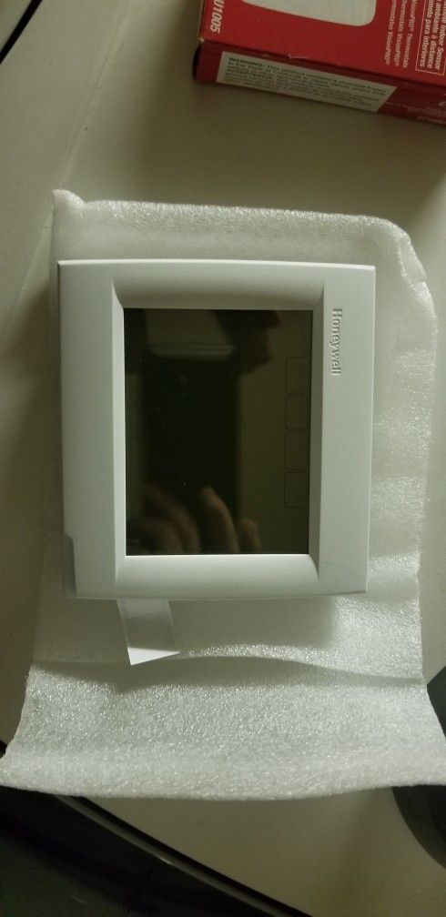 Honeywell Thermostat
