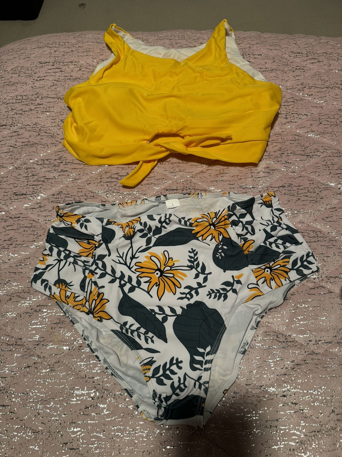 Womens Size Large Yellow Floral Swimsuit Bikini