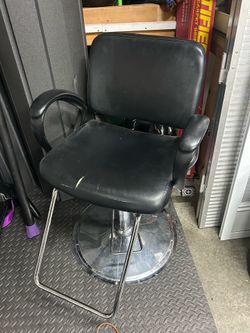 Barber chair