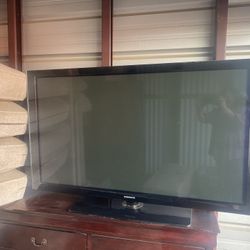 58” Samsung Plasma Swivel TV Works Good. Pickup 64th Ave & Bell Rd