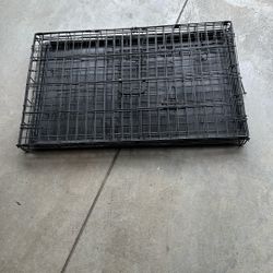 Dog Kennel 36x22x22 With Divider $40