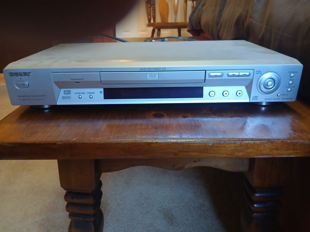 Sony CD/DVD PLAYER