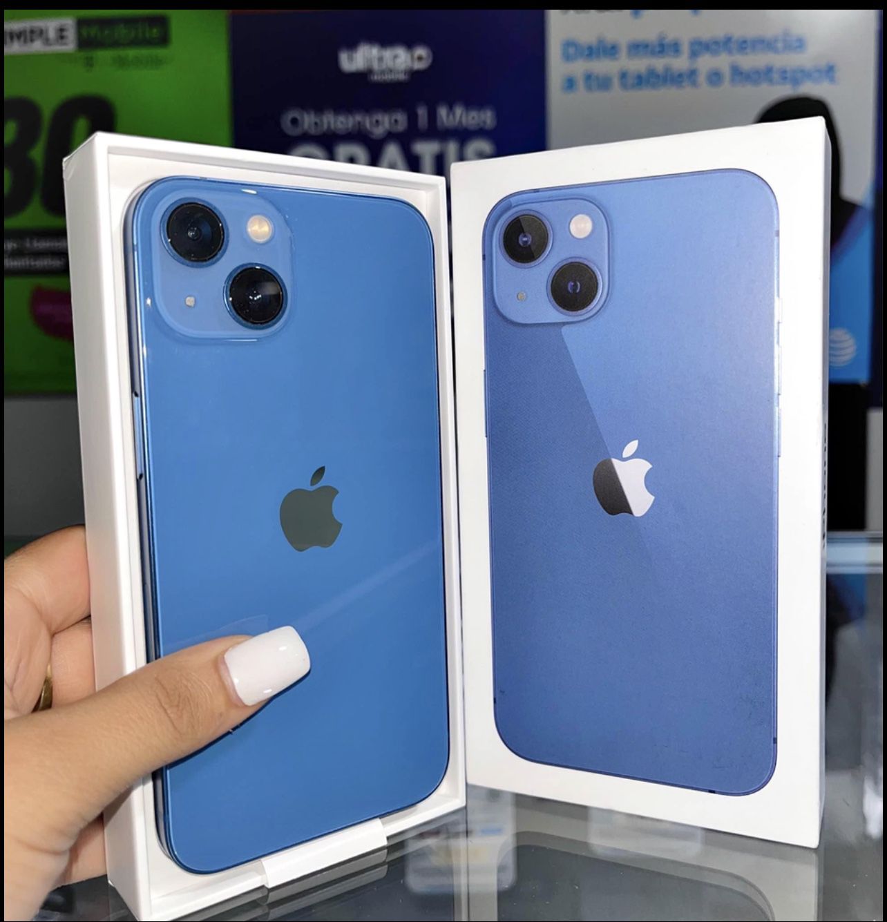UNLOCKED iPhone 13 128GB Blue
