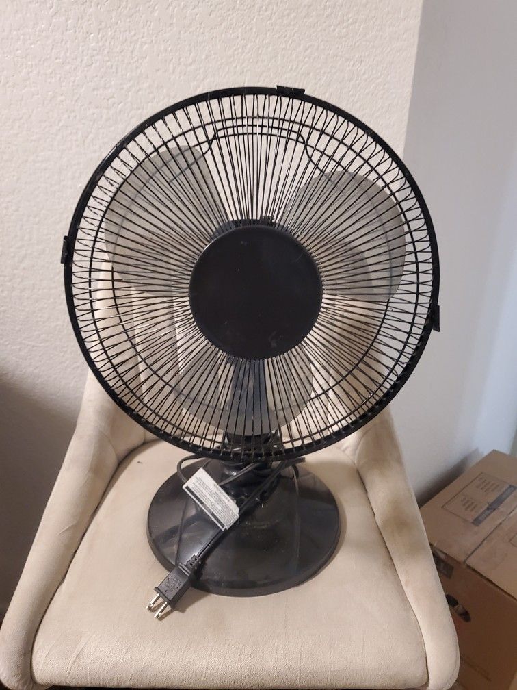 Table Fan