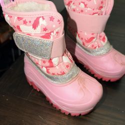 Child’s snow & Rain Boots