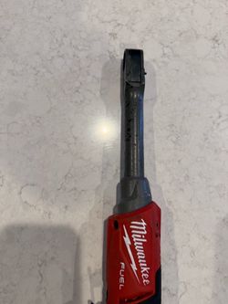 Shop Milwaukee M12 FUEL INSIDER 12V Lithium-Ion Brushless Cordless 1/4 in. - 3/8 in. Extended Reach Box Ratchet (Tool-Only)