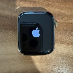 Apple Watch Series 7  41mm Cellular + GPS + Charger Gold 