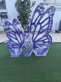 Big Butterflies For Decorations
