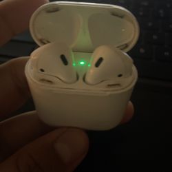 AirPod Right AirPod Dose Not WORK