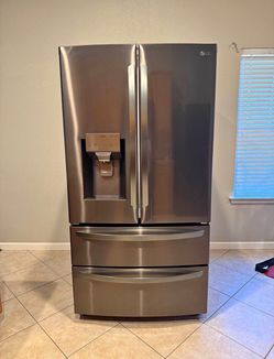 LG ThinQ Refrigerator