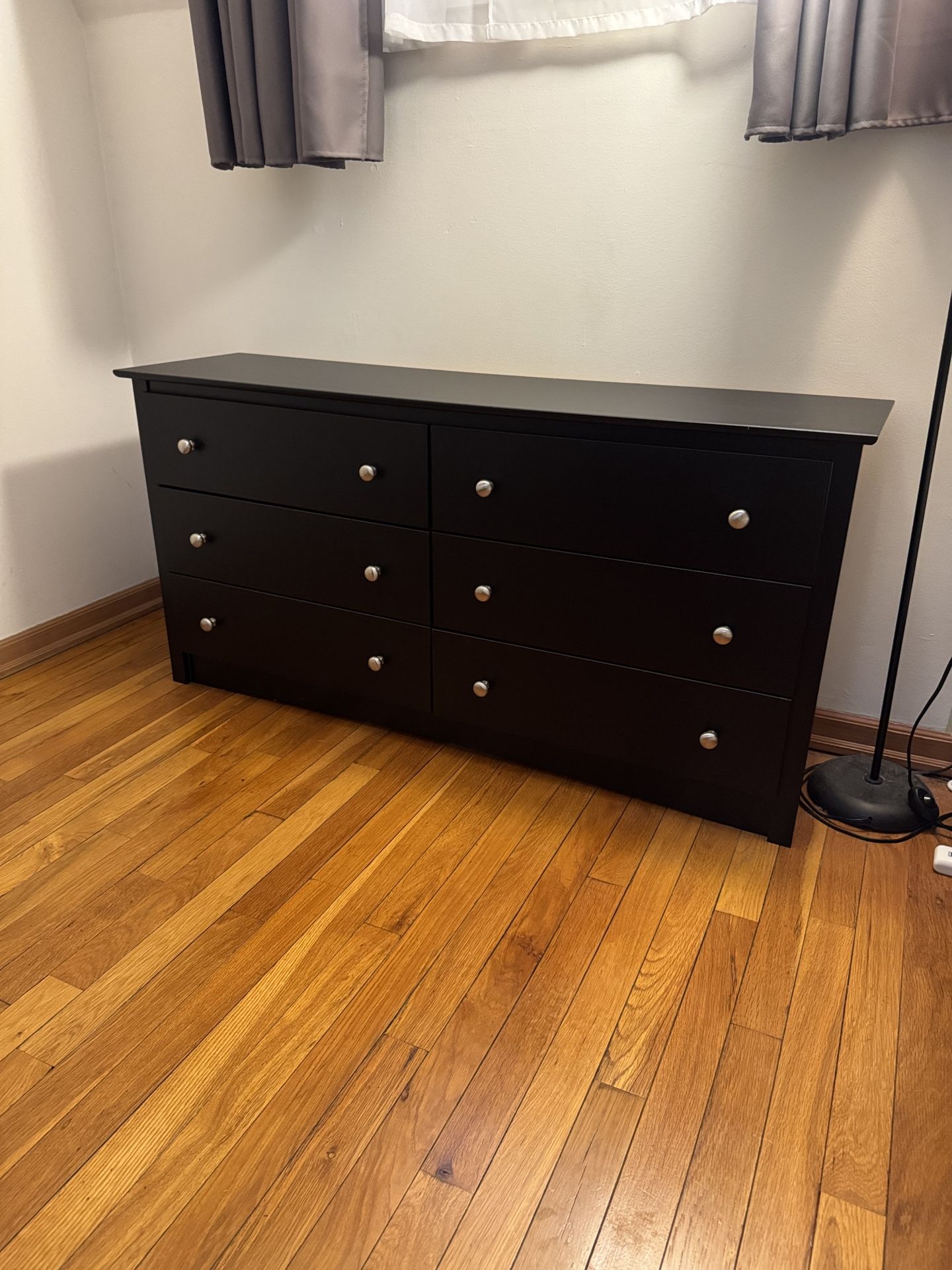 Dresser And End Table -Like New