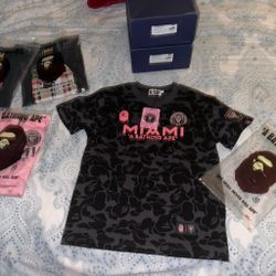 Miami x bape tee  Small