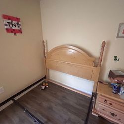 Full Size Bed Frame In Really Like New Conditions Head And Foot Board