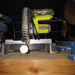 RYOBI Miter Saw