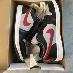 AIR JORDAN 1 LOW