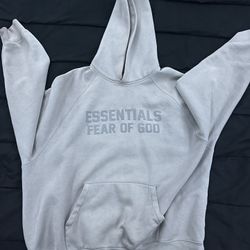 Essential Hoodie 