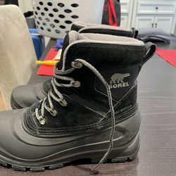 New Sorel Men’s Size 8 Winter Boots 