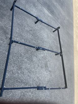 Adjustable bed frame