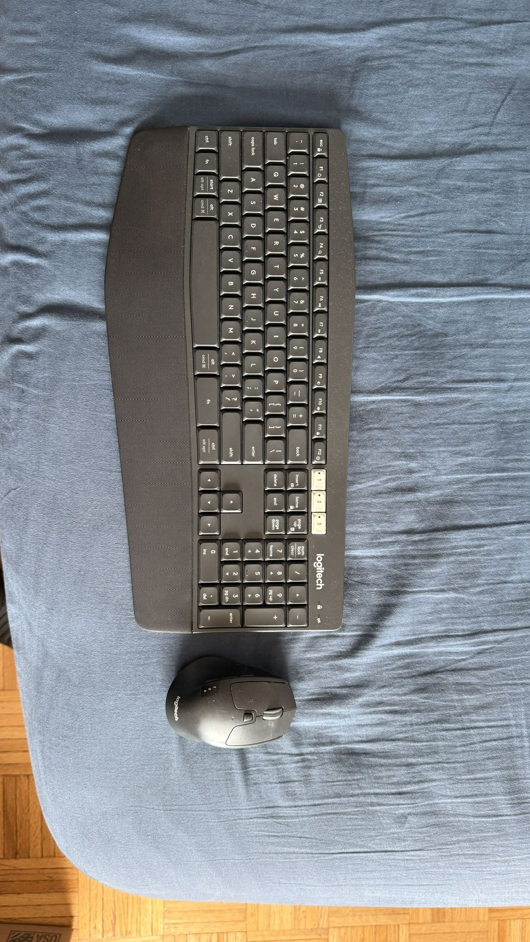 Logitech mouse and Keyboard