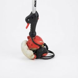 Echo GT-225 21.2cc Curved Shaft Gas String Trimmer – Excellent Condition