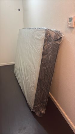 Full mattress