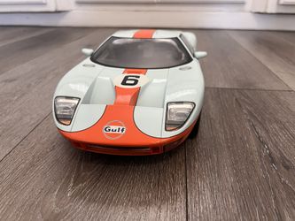 Diecast 1/12 Scale HUGE CAR Motormax Ford GT 40