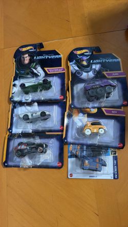Buzz Light Year Hotwheels collection + 1