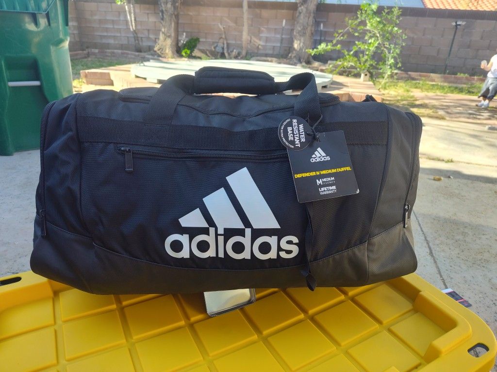 Adidas Defender IV Medium Duffel Bag Resistant Gym Bag Travel