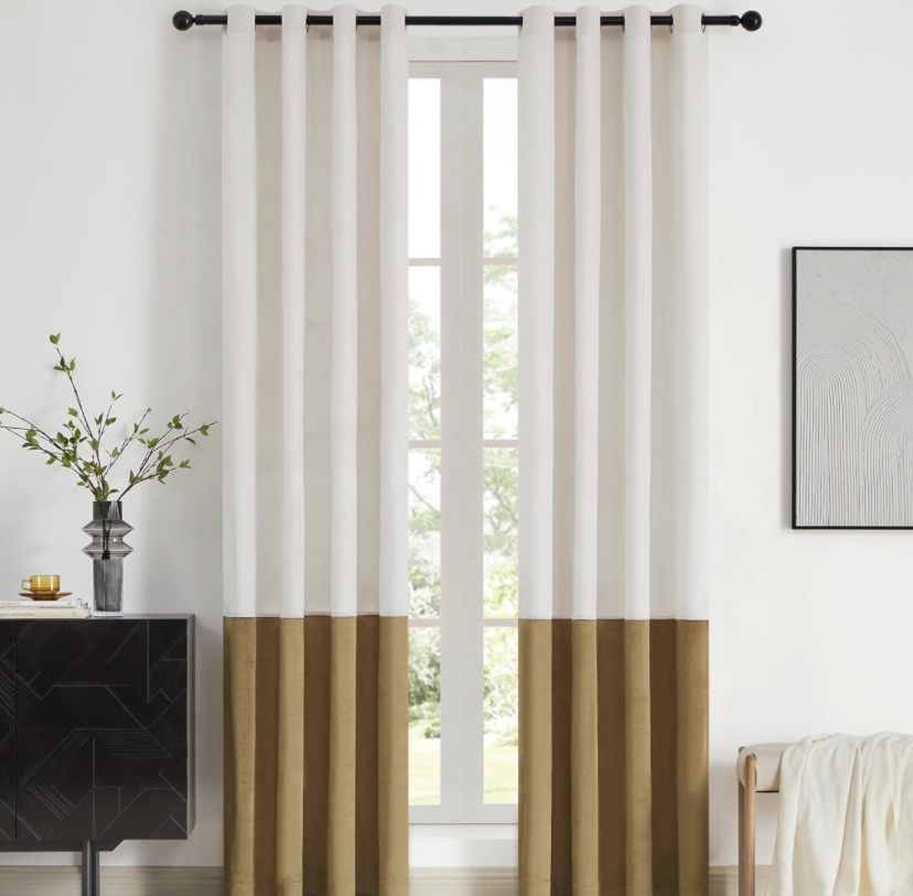 New 2 Panel Curtains (84”X 52”)
