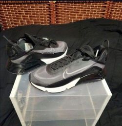 Men's Air Max 2090 10 1/2