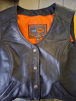 Ladies Leather Vest Size XL