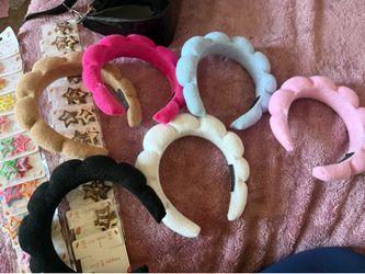 Head bands for make up