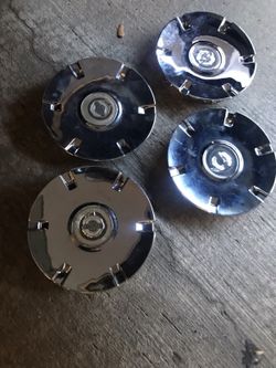 Chrysler center caps