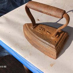 Vintage Sad Iron