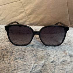 Kate spades Aliannas