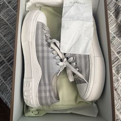 Burberry Shoes