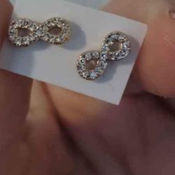Infinity earrings 